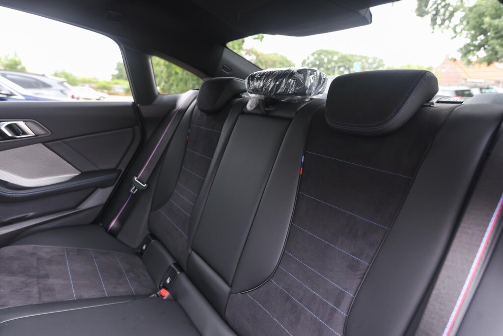 BMW 2 Serie 11