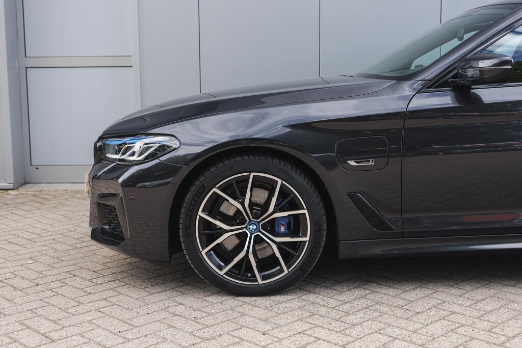 BMW 5 Serie 4