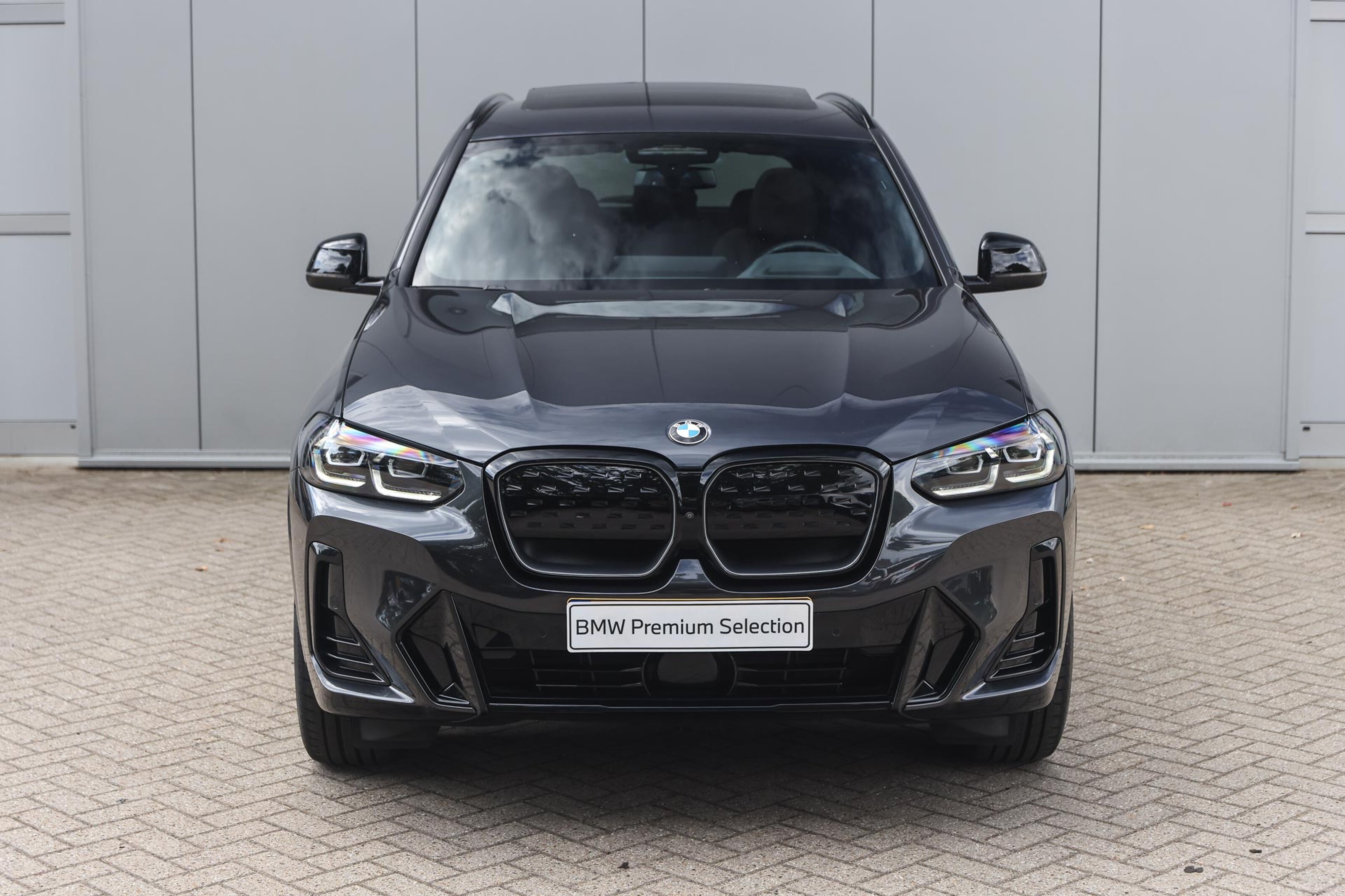 BMW iX3 6