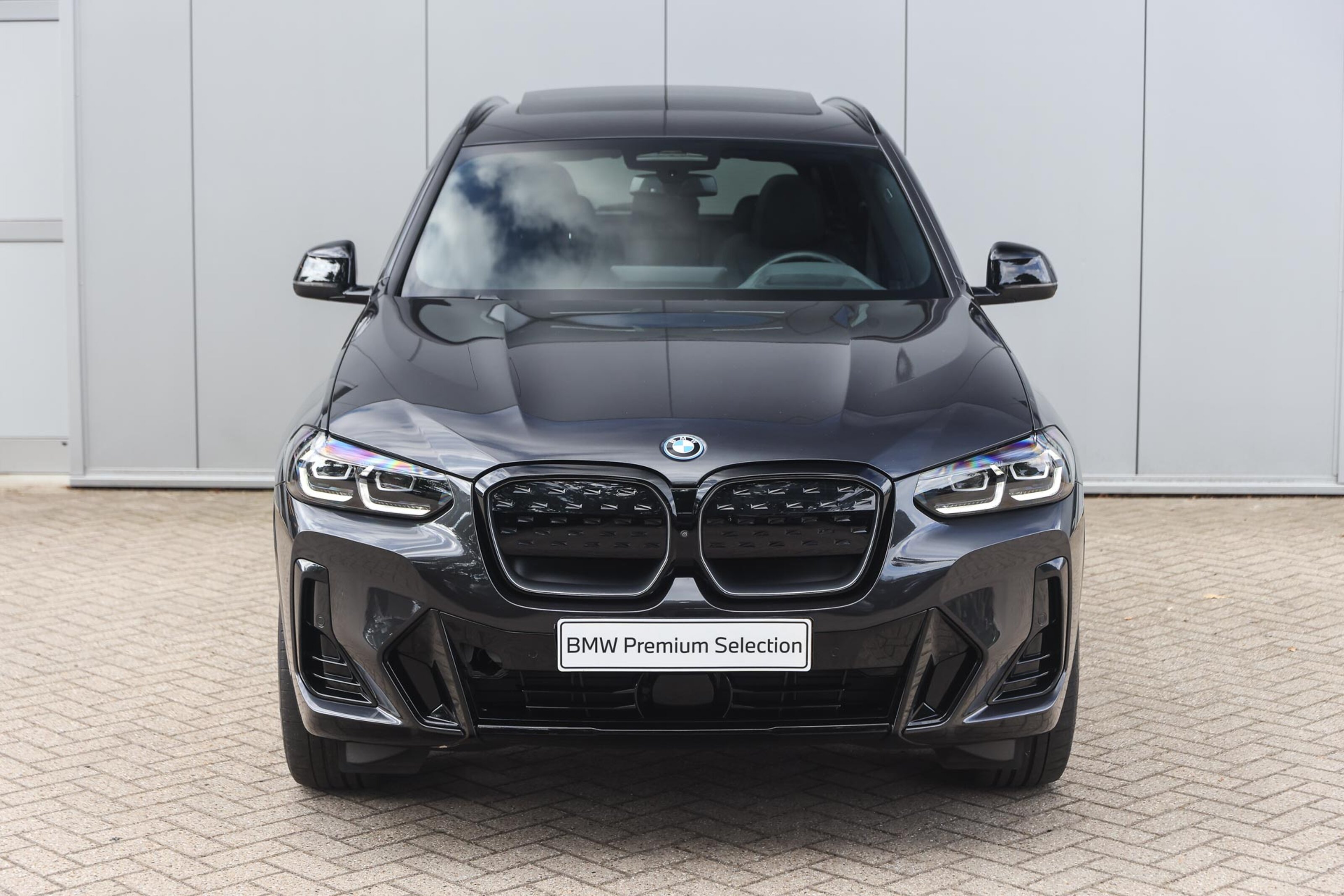 BMW iX3 6