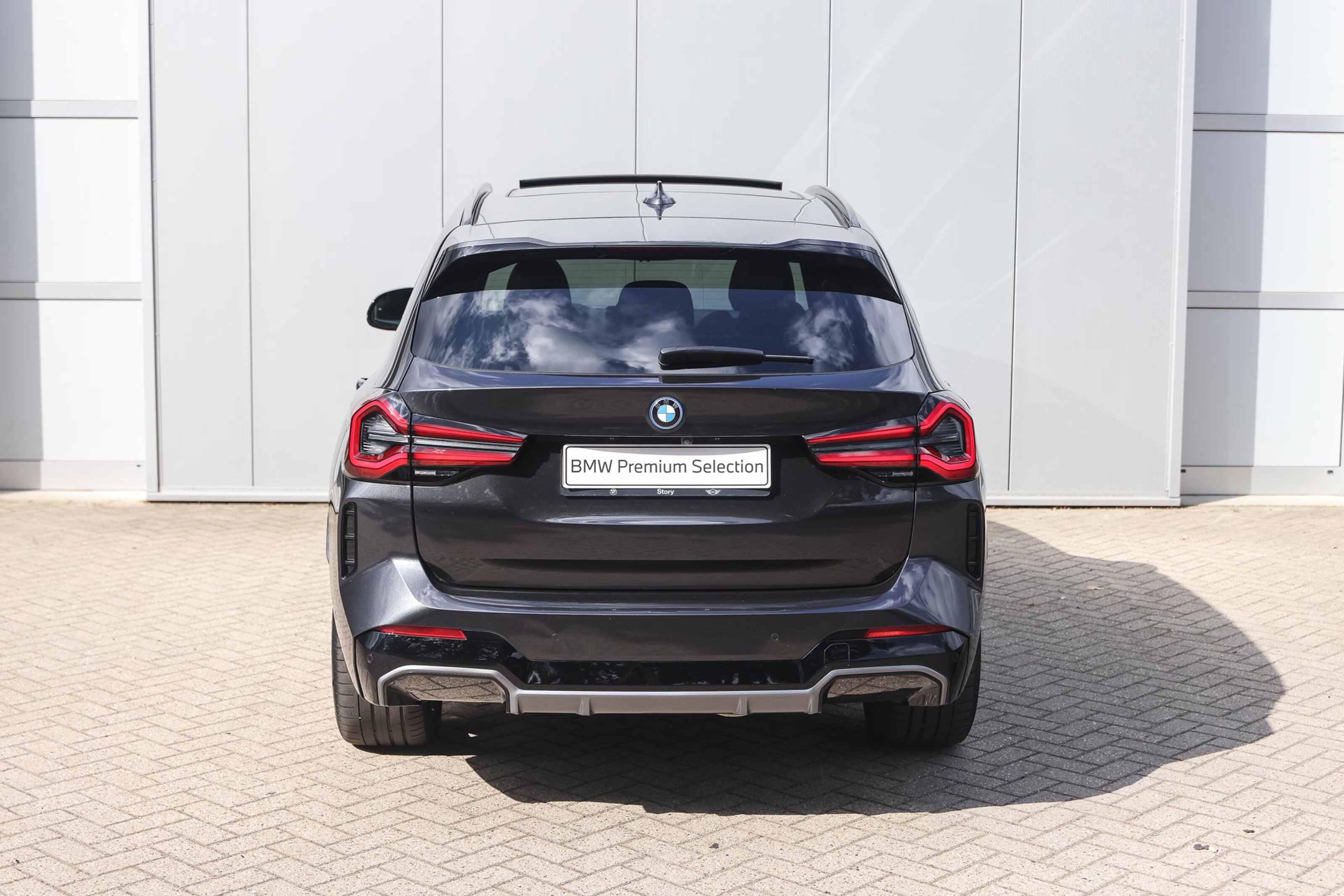 BMW iX3 7