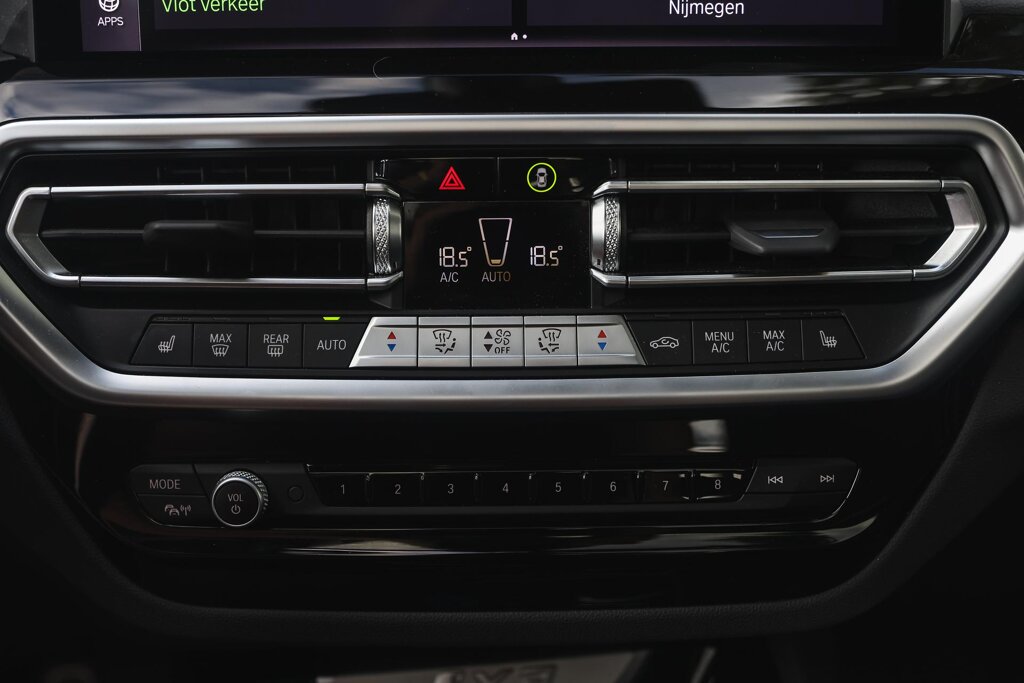 BMW iX3 20