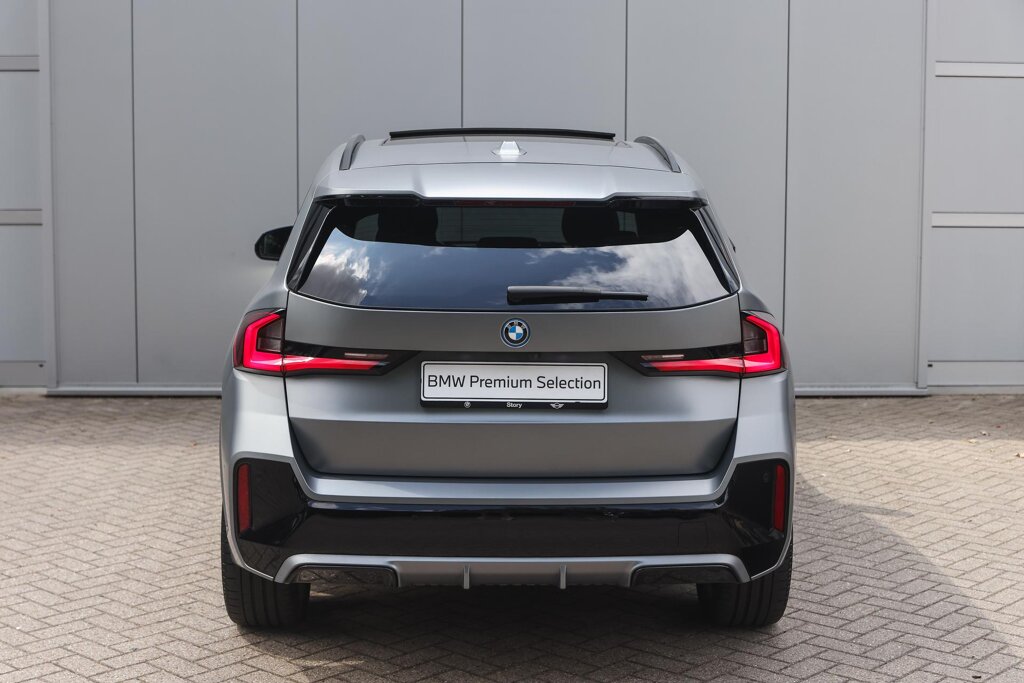 BMW X1 7