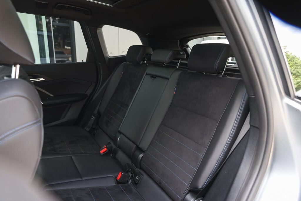 BMW X1 12