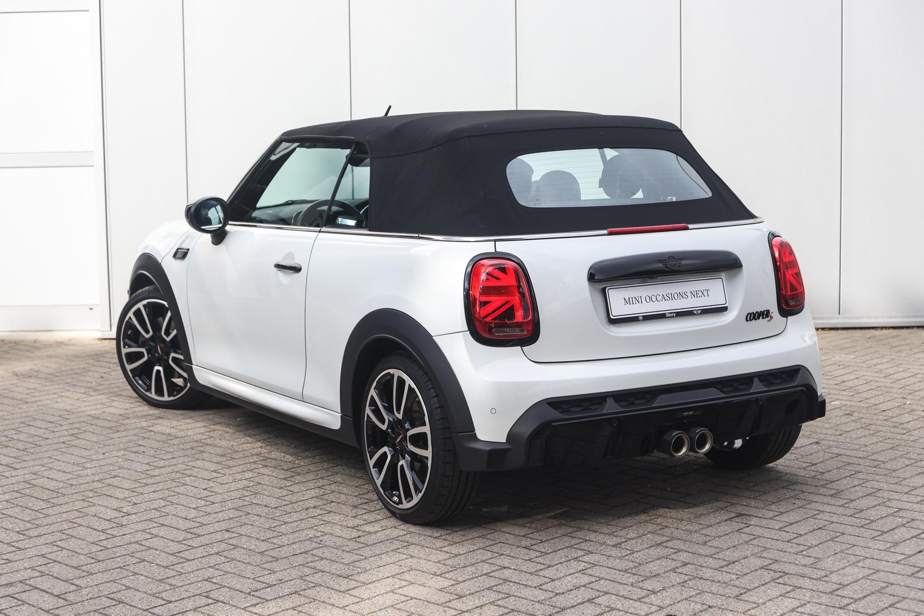 MINI Cooper S Cabrio JCW Rockingham GT Automaat
