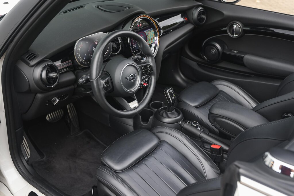 MINI Cooper S Cabrio 3