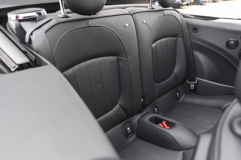 MINI Cooper S Cabrio 10