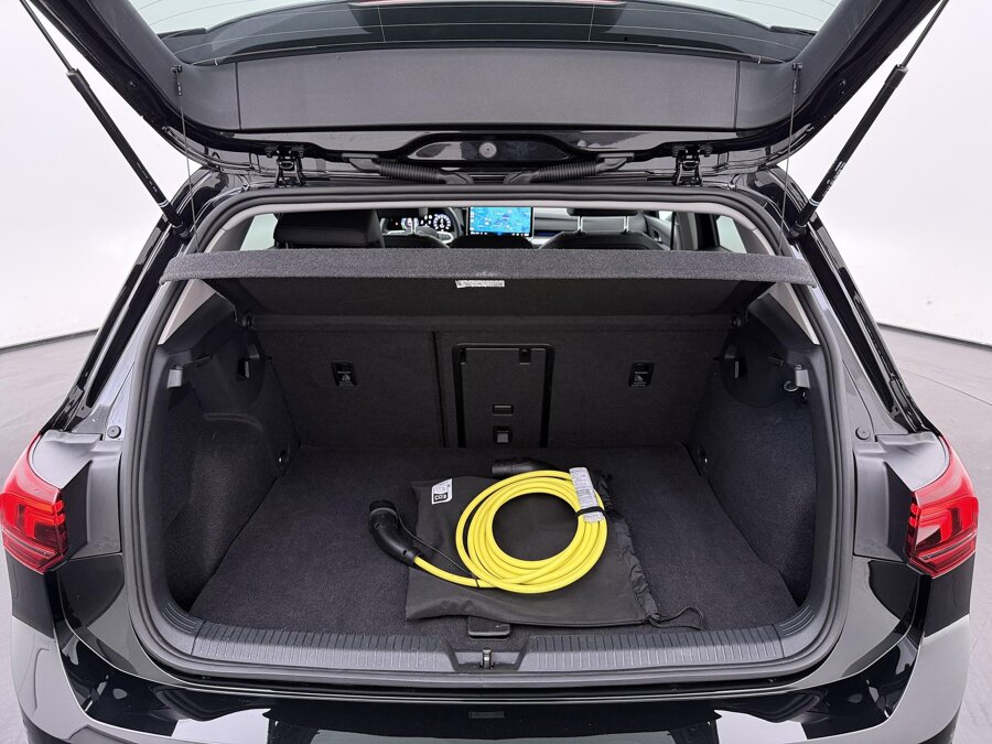 Volkswagen Golf 1.5 eHybrid Style
