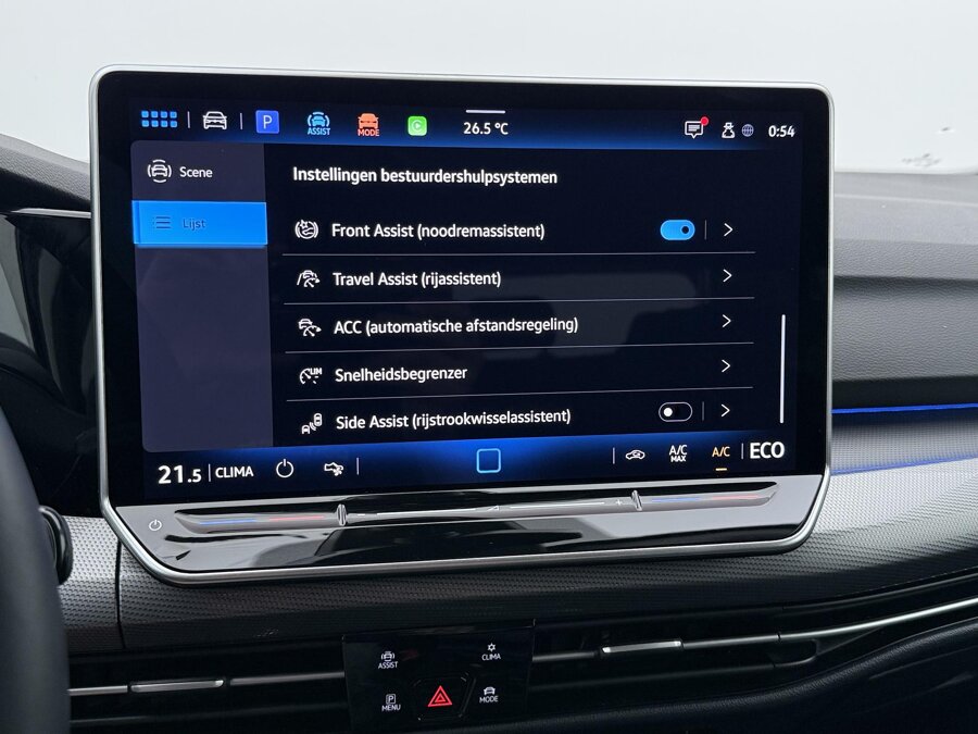 Volkswagen Golf 1.5 eHybrid Style