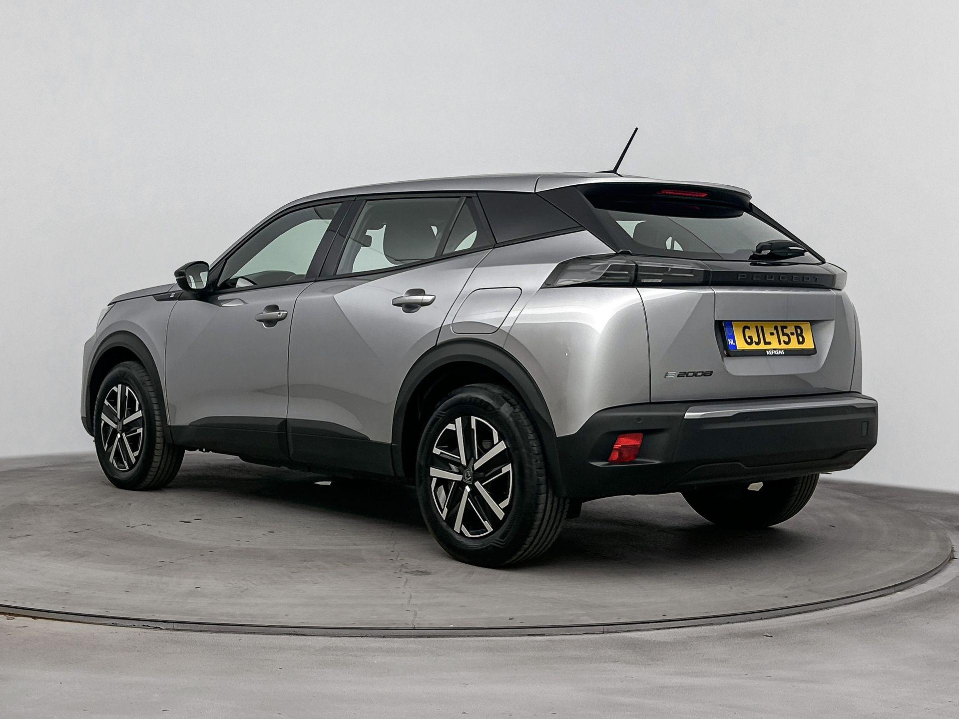 Peugeot e-2008