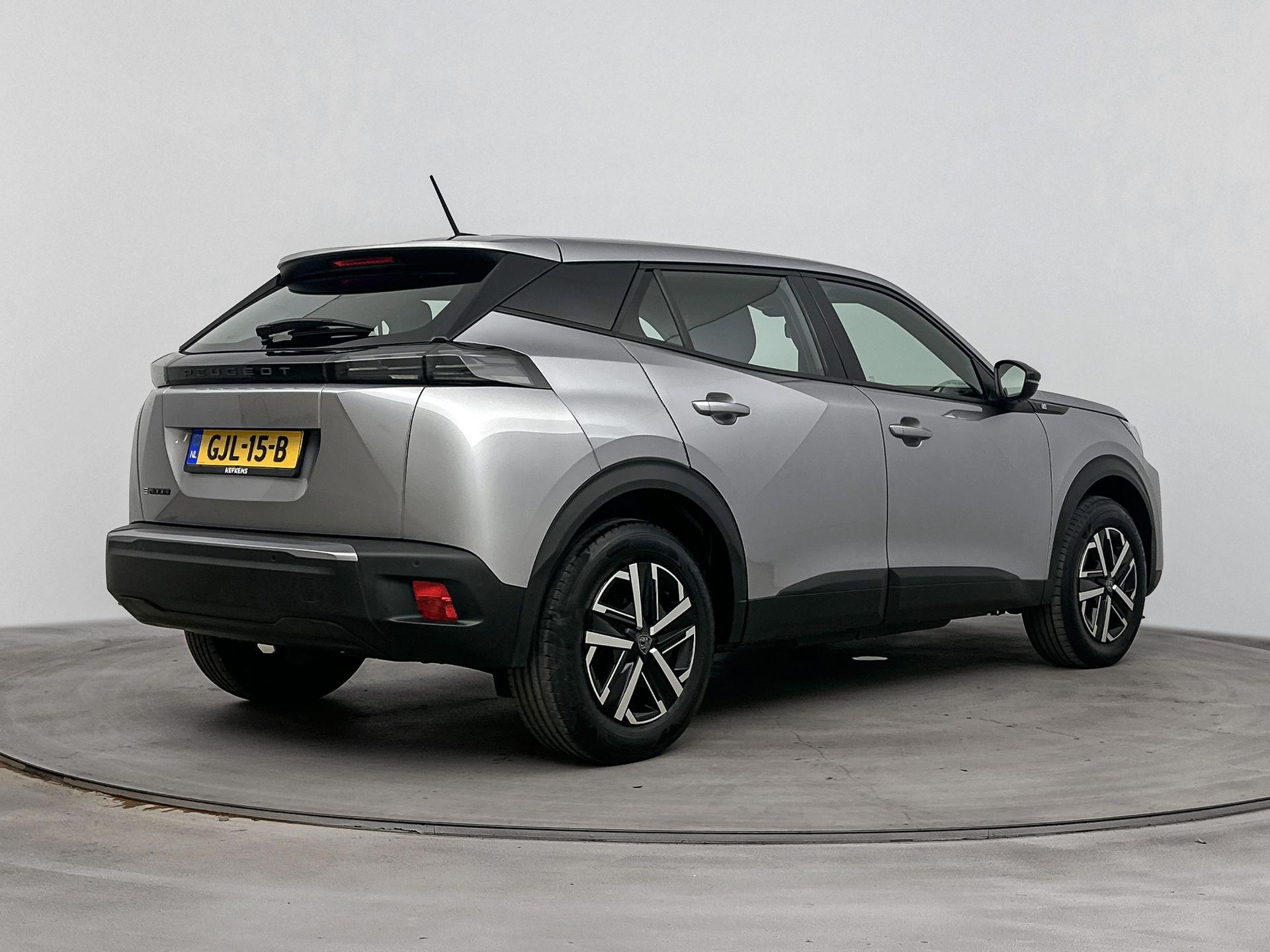 Peugeot e-2008