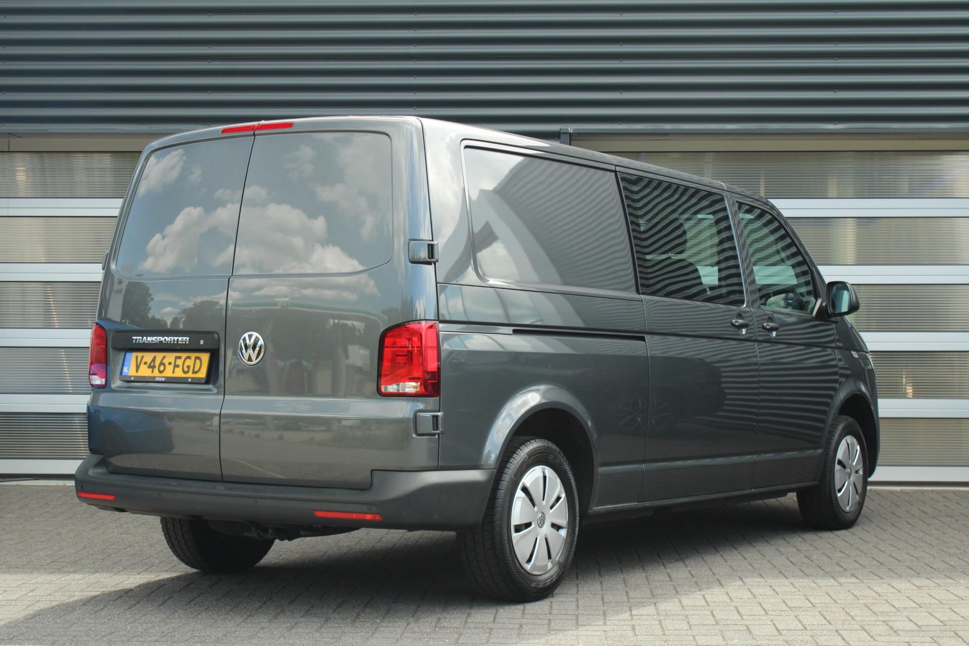 Volkswagen Transporter 2.0 TDI 150pk L2H1 30 DC Comfortline - Afbeelding 2