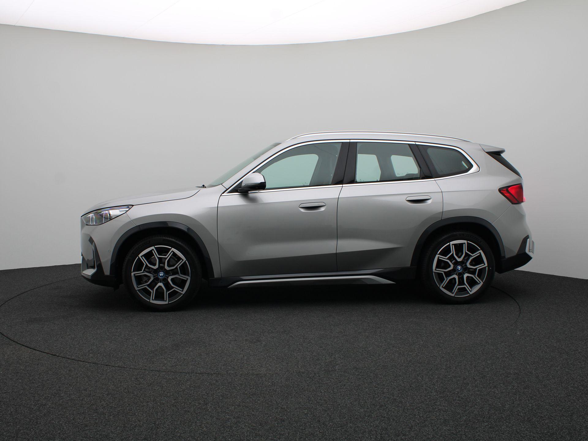 BMW iX1 xDrive30 - Afbeelding 4