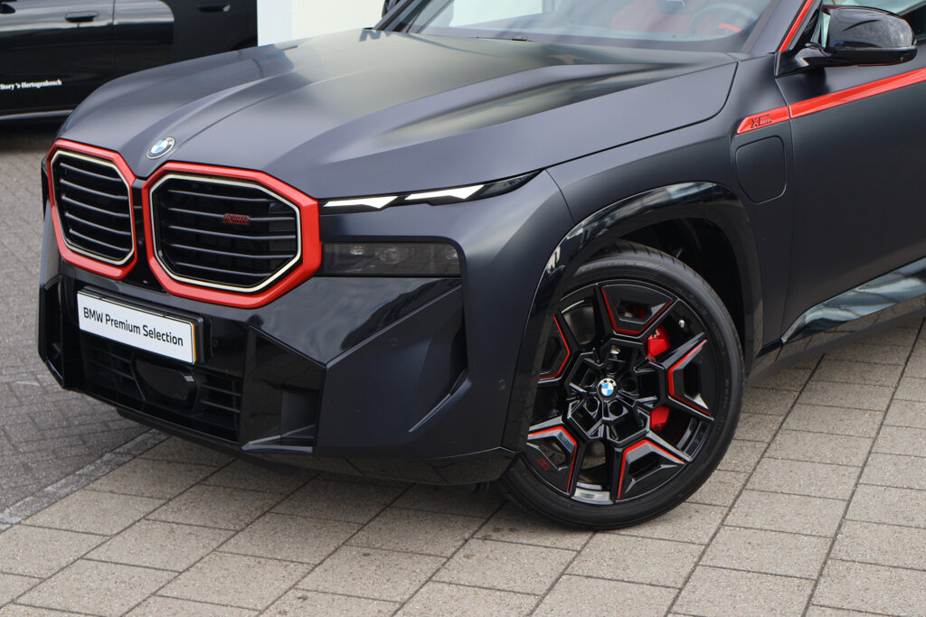 BMW XM 2