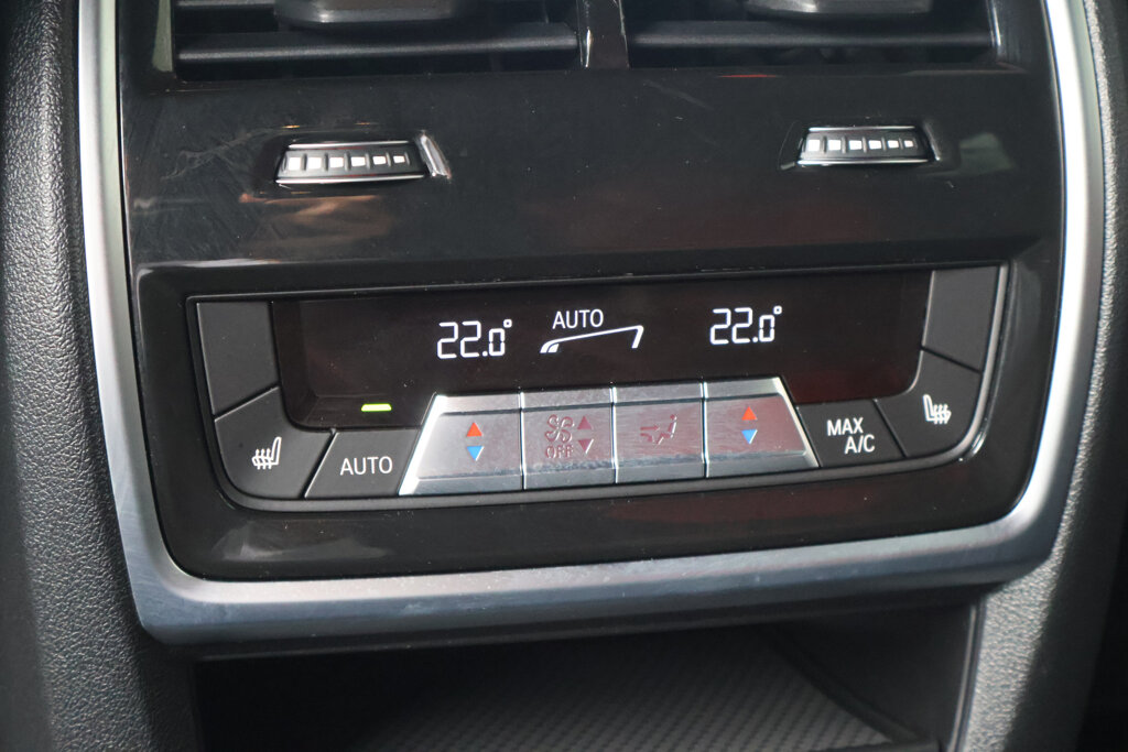 BMW XM 34