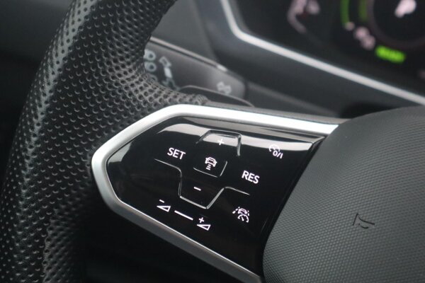 cruise control adaptief met Stop&Go en stuurhulp