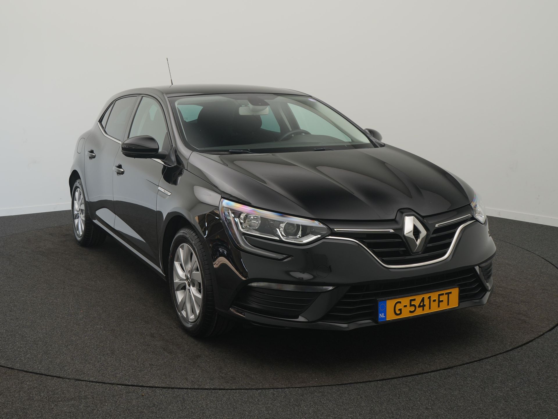 Renault Mégane TCe 140 Limited - Afbeelding 3