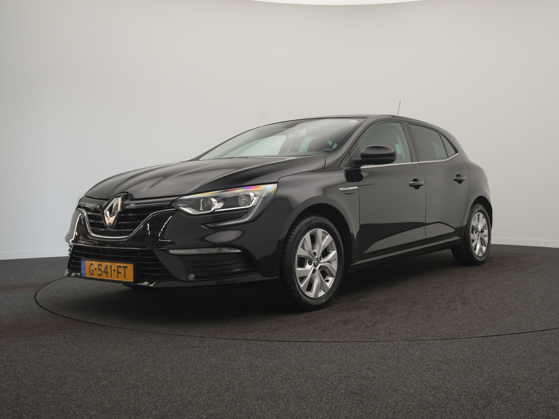 Renault Mégane TCe 140 Limited - Afbeelding 5