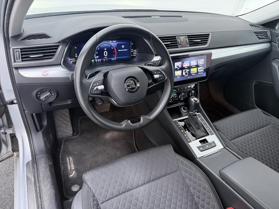 Škoda Superb Combi 1.4 TSI iV Ambition