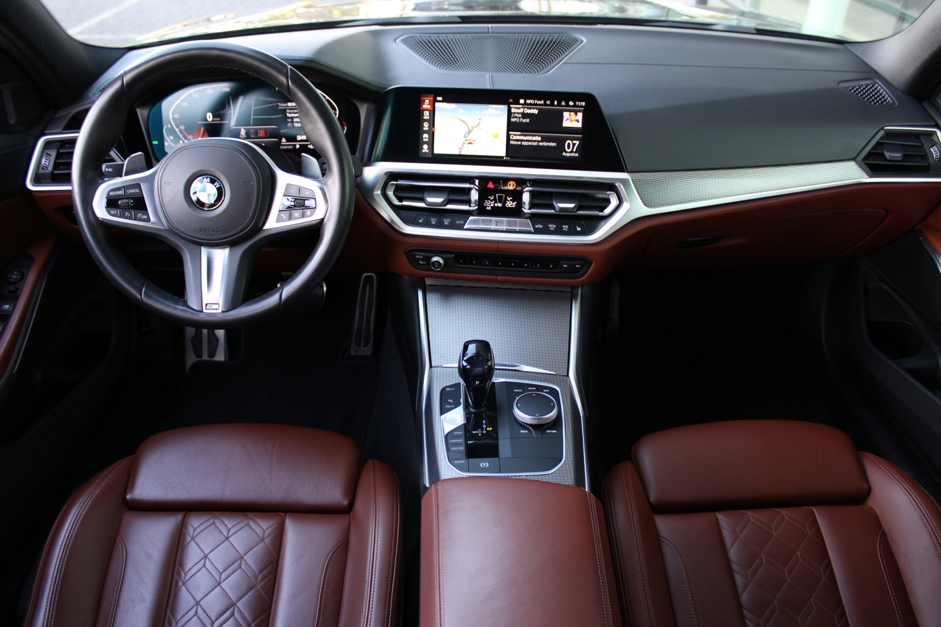 BMW 3 Serie 318i High Executive M Sport Automaat