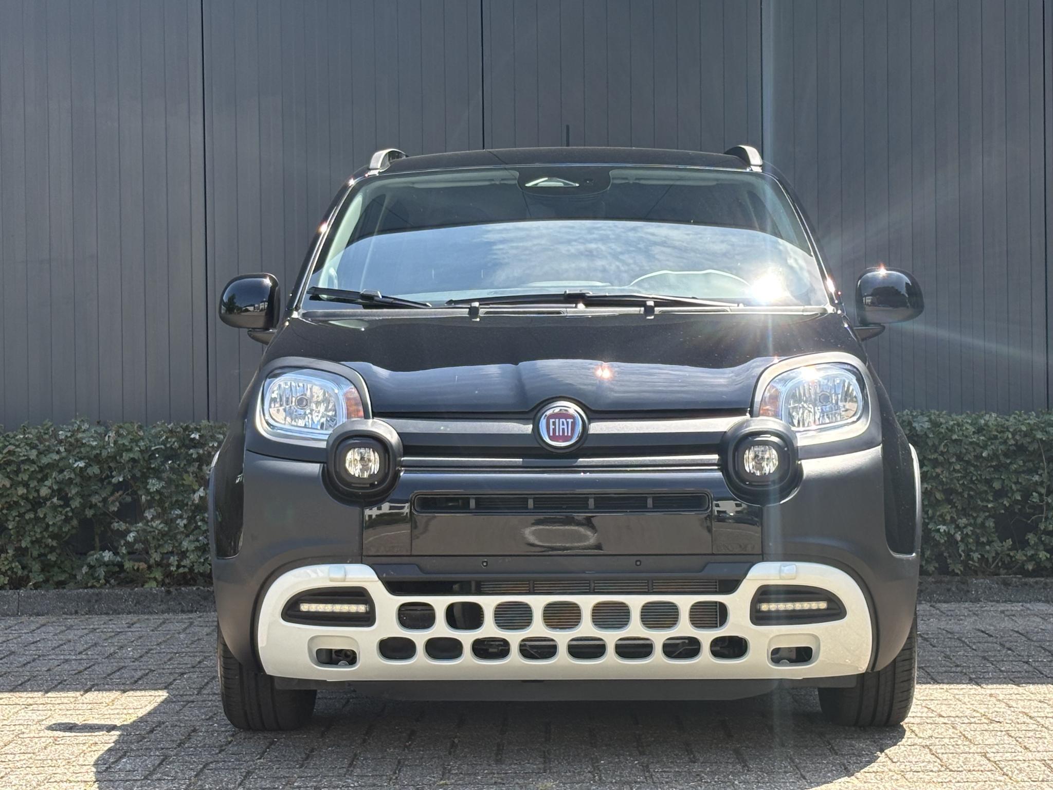 Fiat  Pandina 1.0 Hybrid Cross - Afbeelding 2