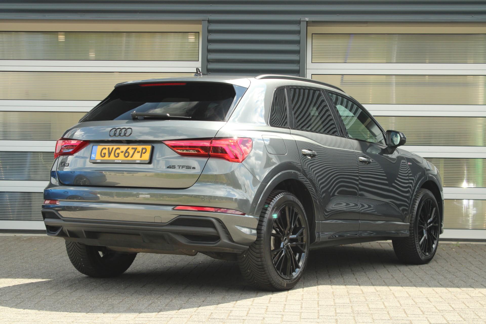Audi Q3 45 TFSIe 245pk S edition - Afbeelding 2