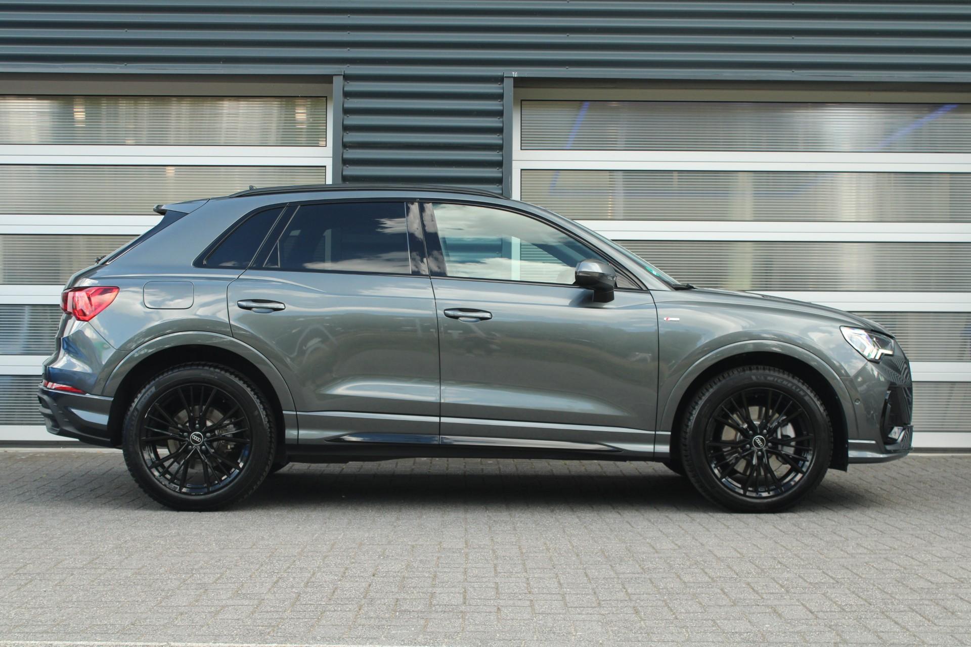 Audi Q3 45 TFSIe 245pk S edition - Afbeelding 3