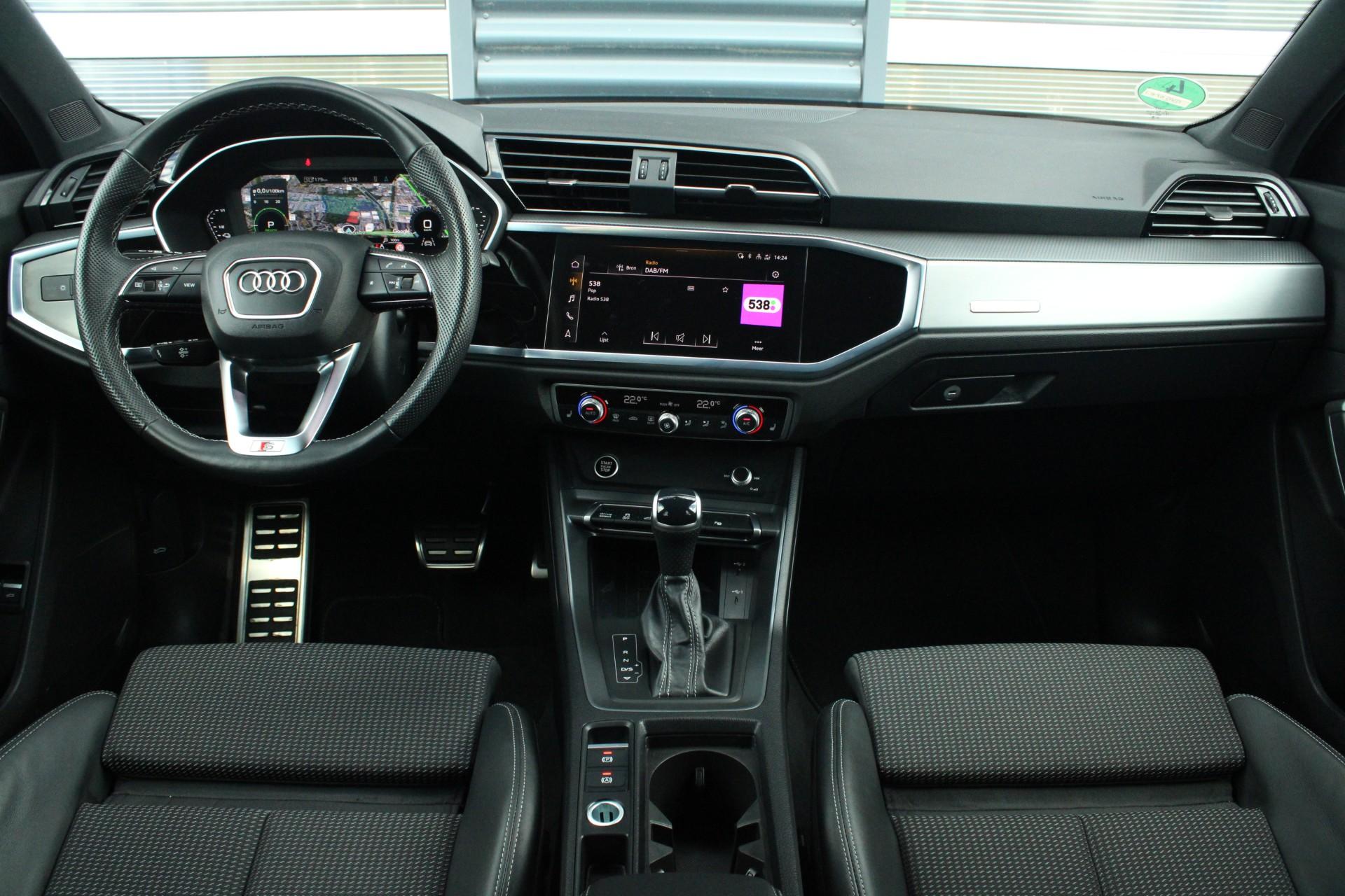 Audi Q3 45 TFSIe 245pk S edition - Afbeelding 5