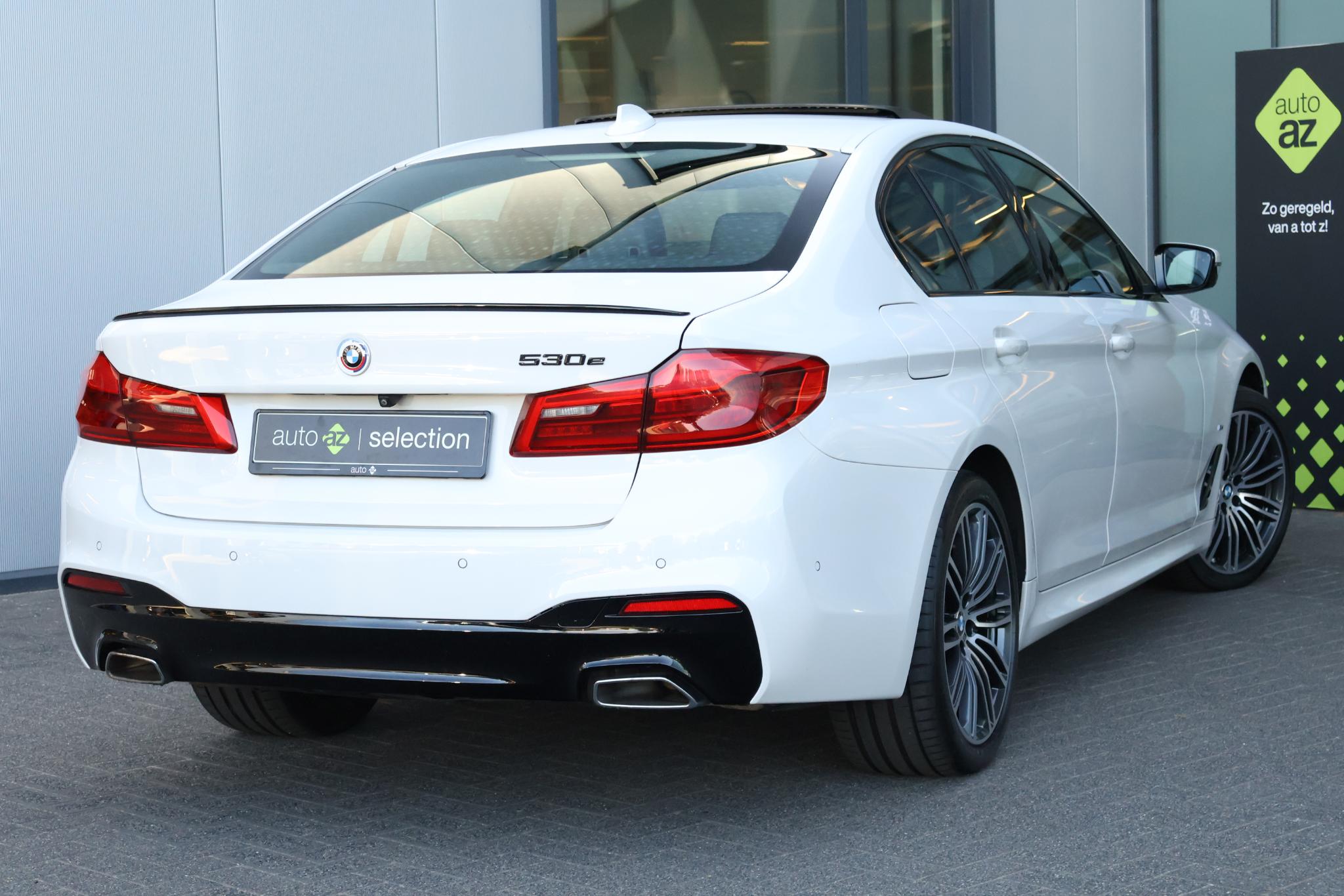 BMW 5 Serie 530e iPerformance Saphir Edition - Afbeelding 2