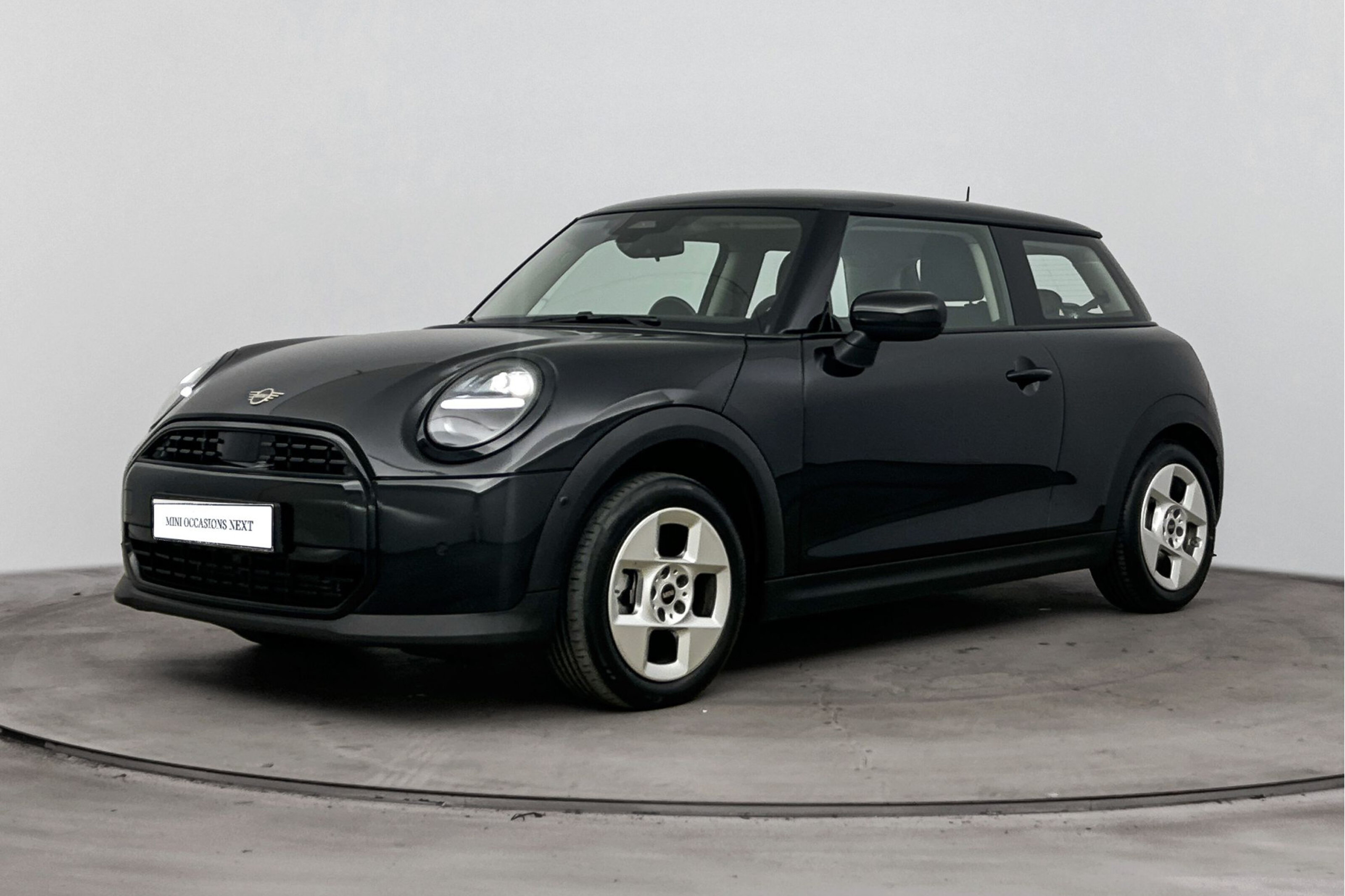 MINI 3-Deurs Hatchback Cooper C Essential Automaat