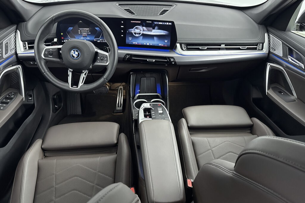BMW X1 18