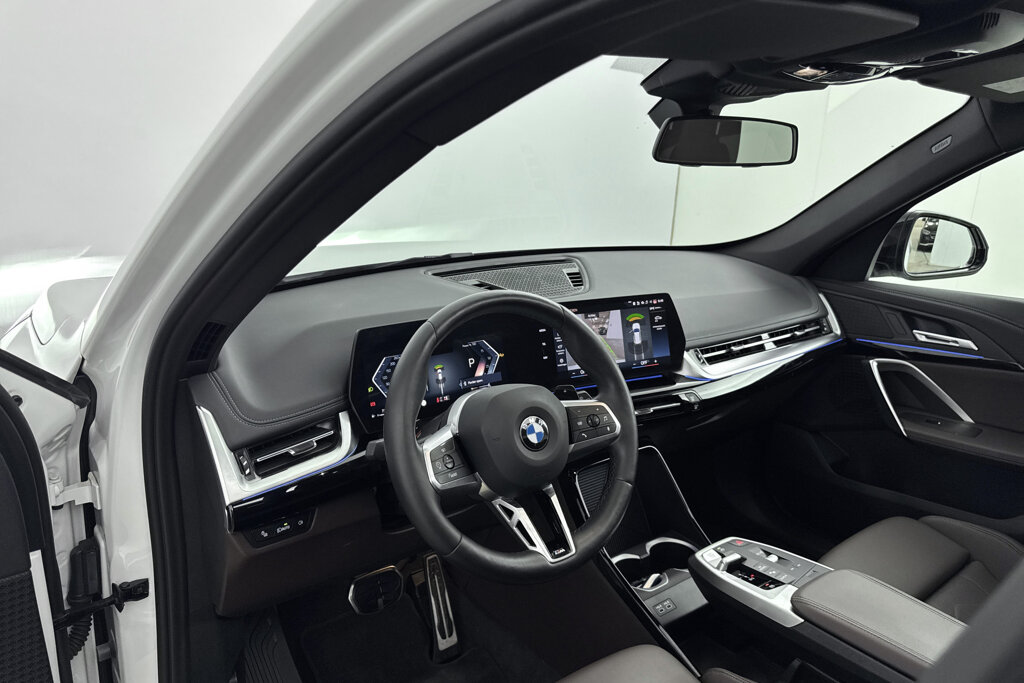 BMW X1 8
