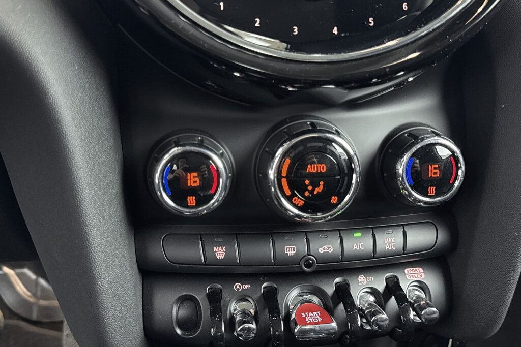 MINI Cooper 18