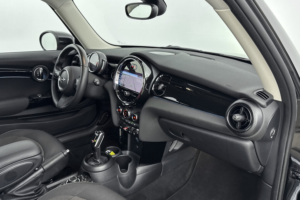 MINI Cooper 9