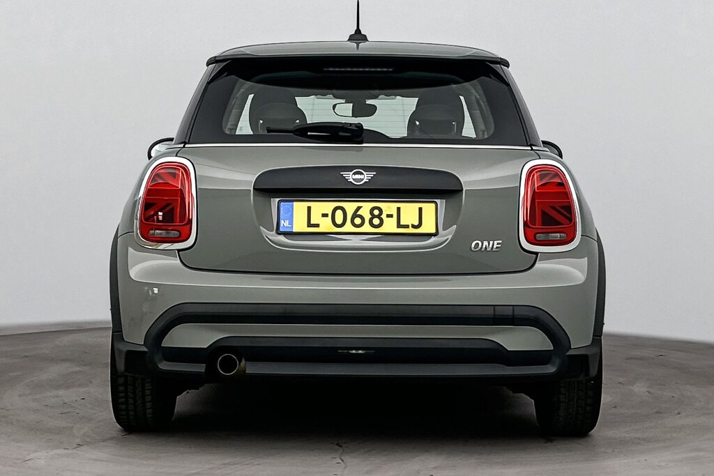 MINI One 3