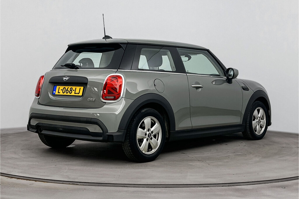 MINI One 4