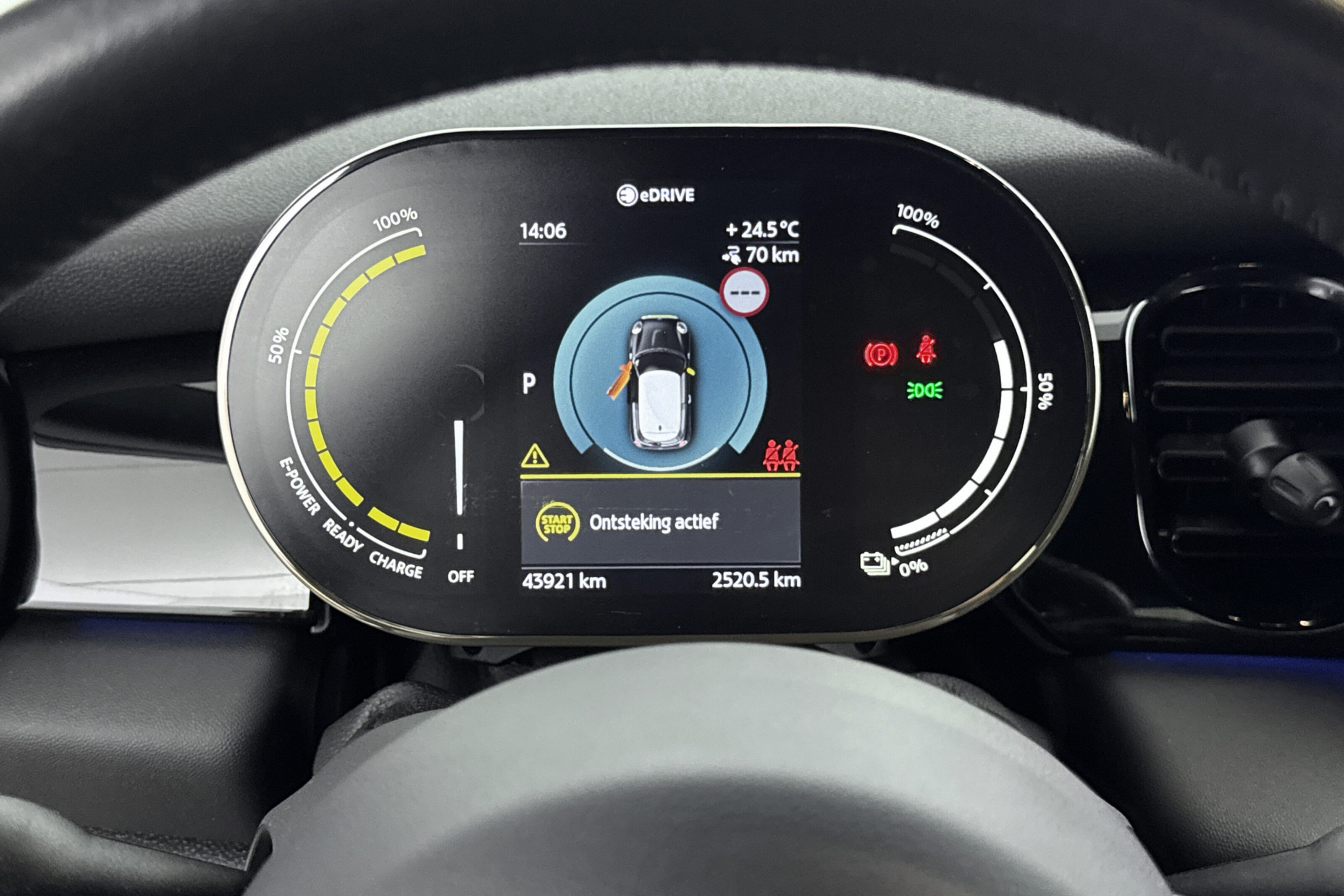MINI Electric 9