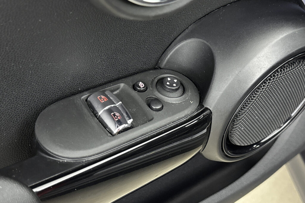 MINI Electric 13