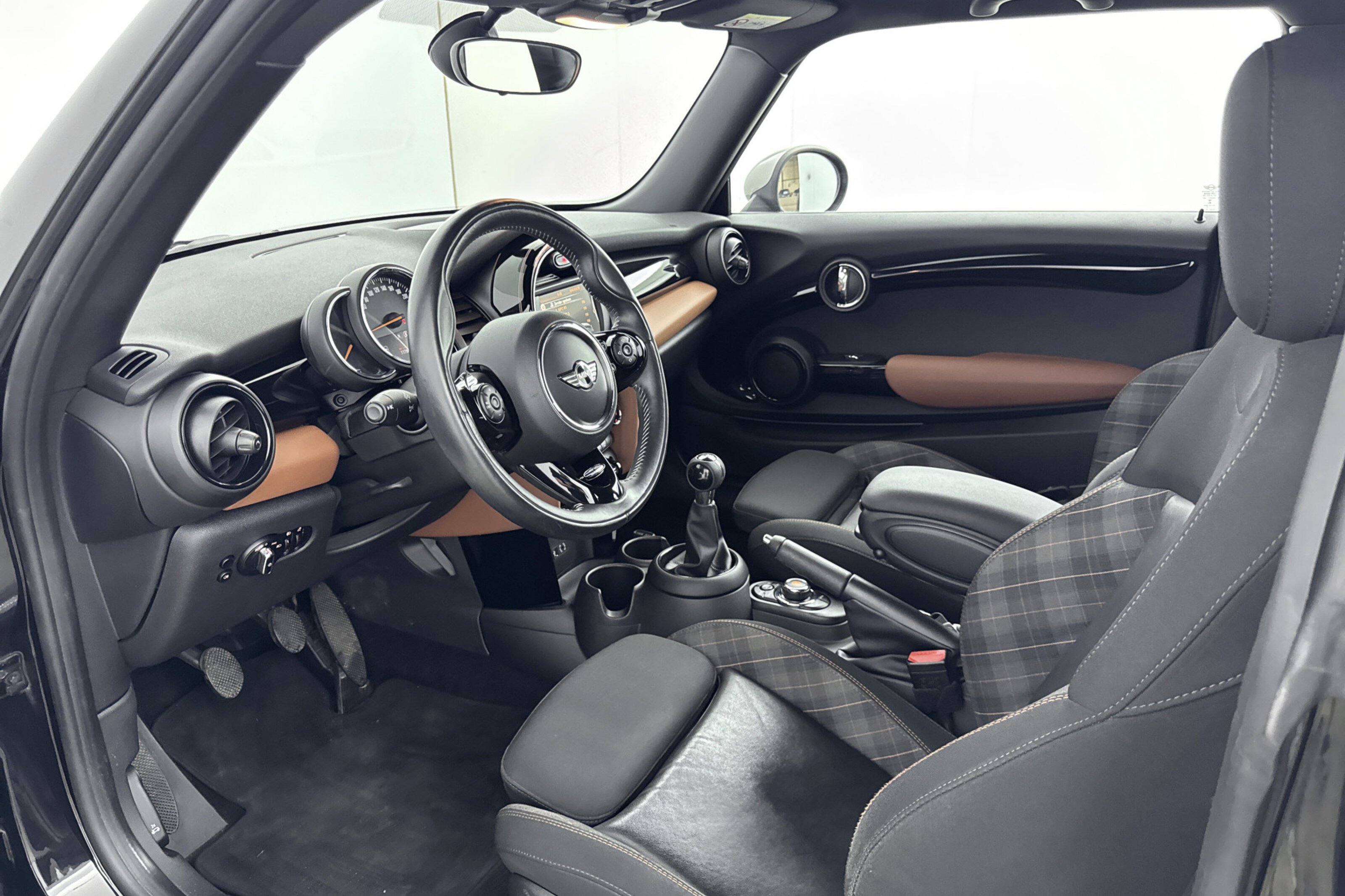 MINI Cooper 8