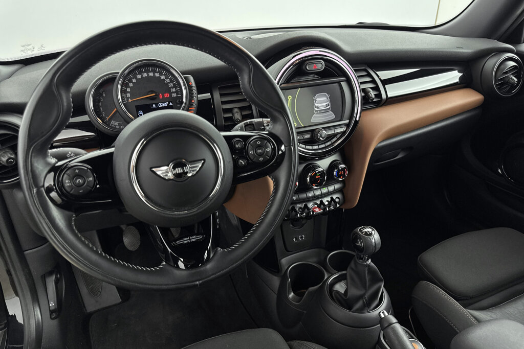 MINI Cooper 16