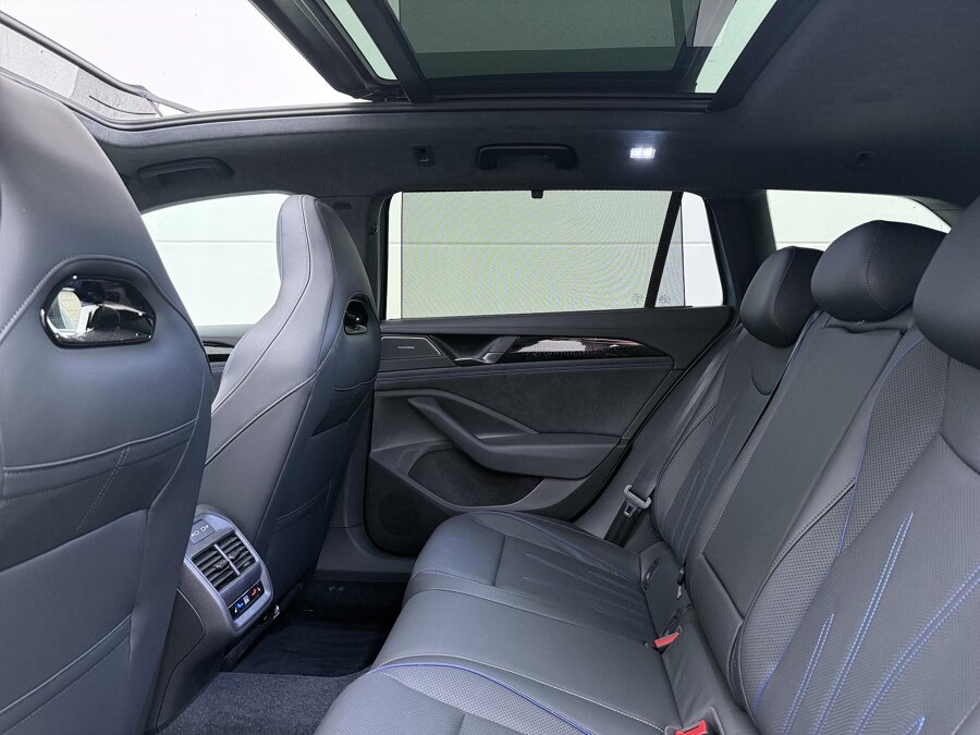 Volkswagen Passat Variant 1.5 eHybrid 272PK R-Line
