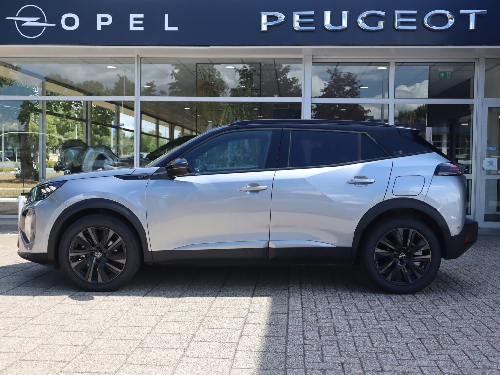 Peugeot 2008 GT Hybrid 145PK e-DCS6 Automaat, Rijklaarprijs, Adaptieve Cruise Control 360 graden Camera Navigatie DAB+ - Afbeelding 2