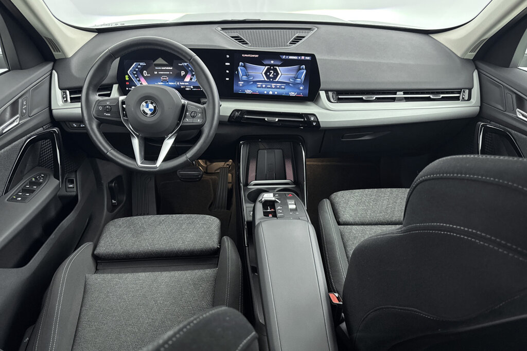 BMW X1 16