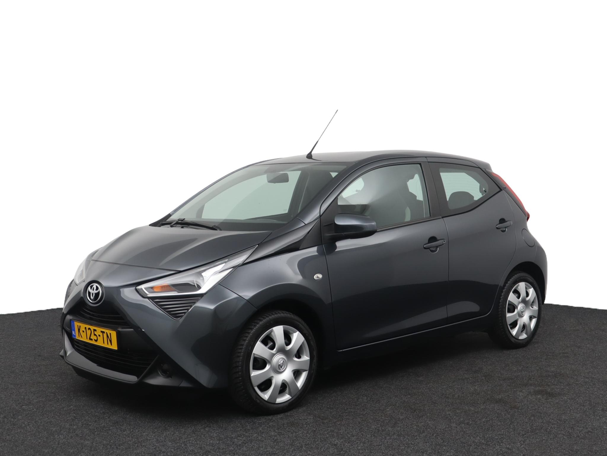 Toyota Aygo 1.0 VVT-i x-play