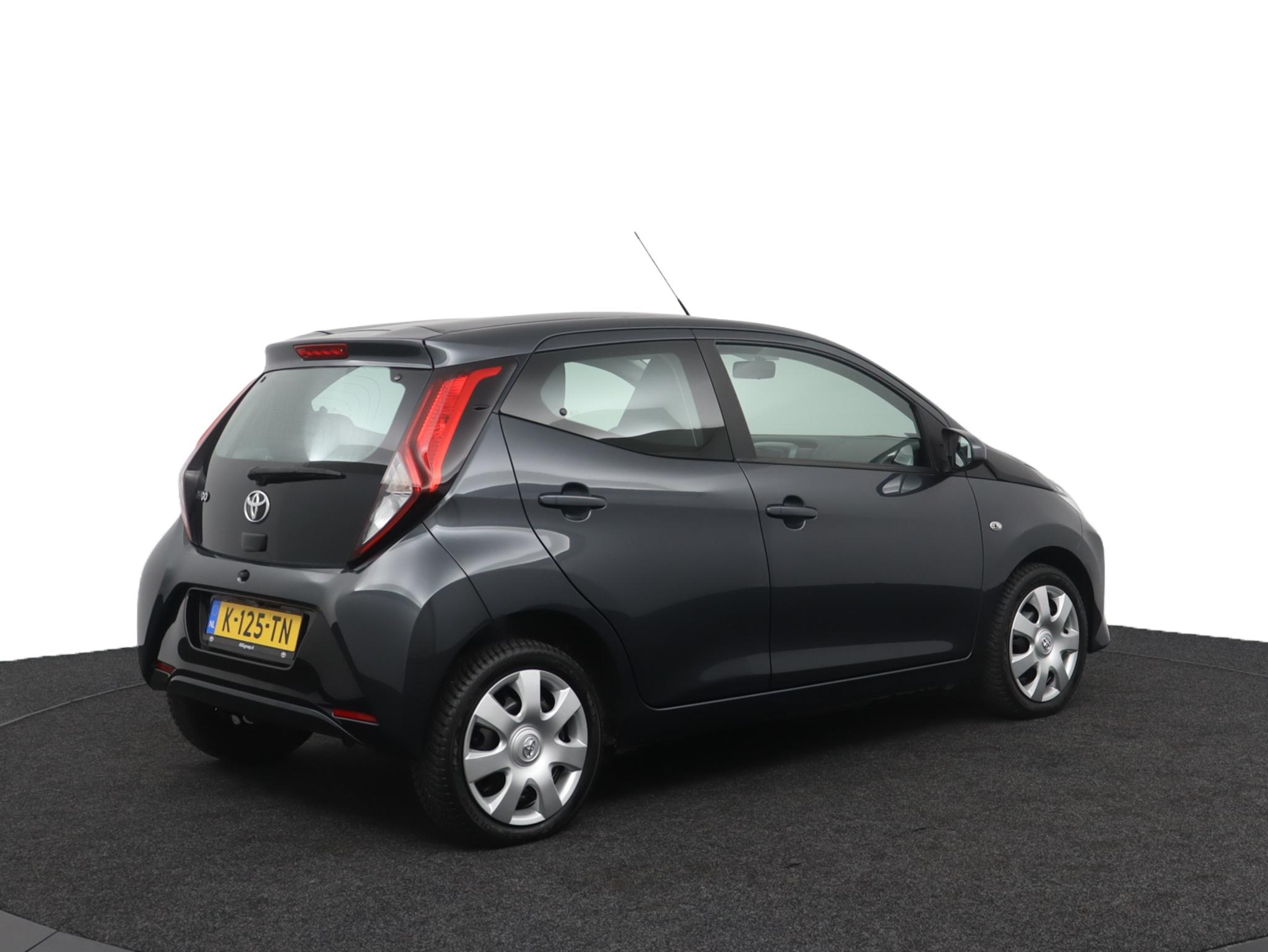 Toyota Aygo 1.0 VVT-i x-play - Afbeelding 2