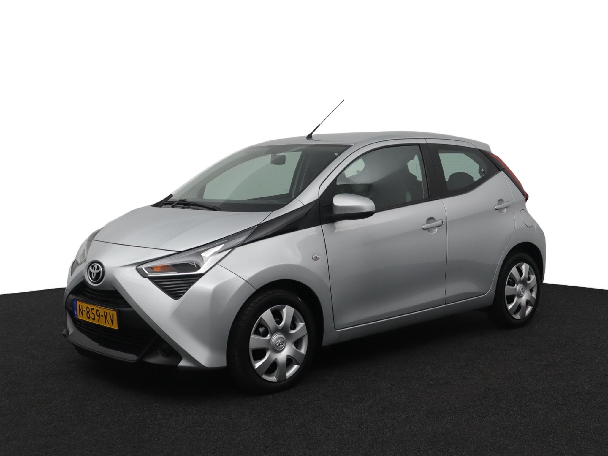 Toyota Aygo 1.0 VVT-i x-play