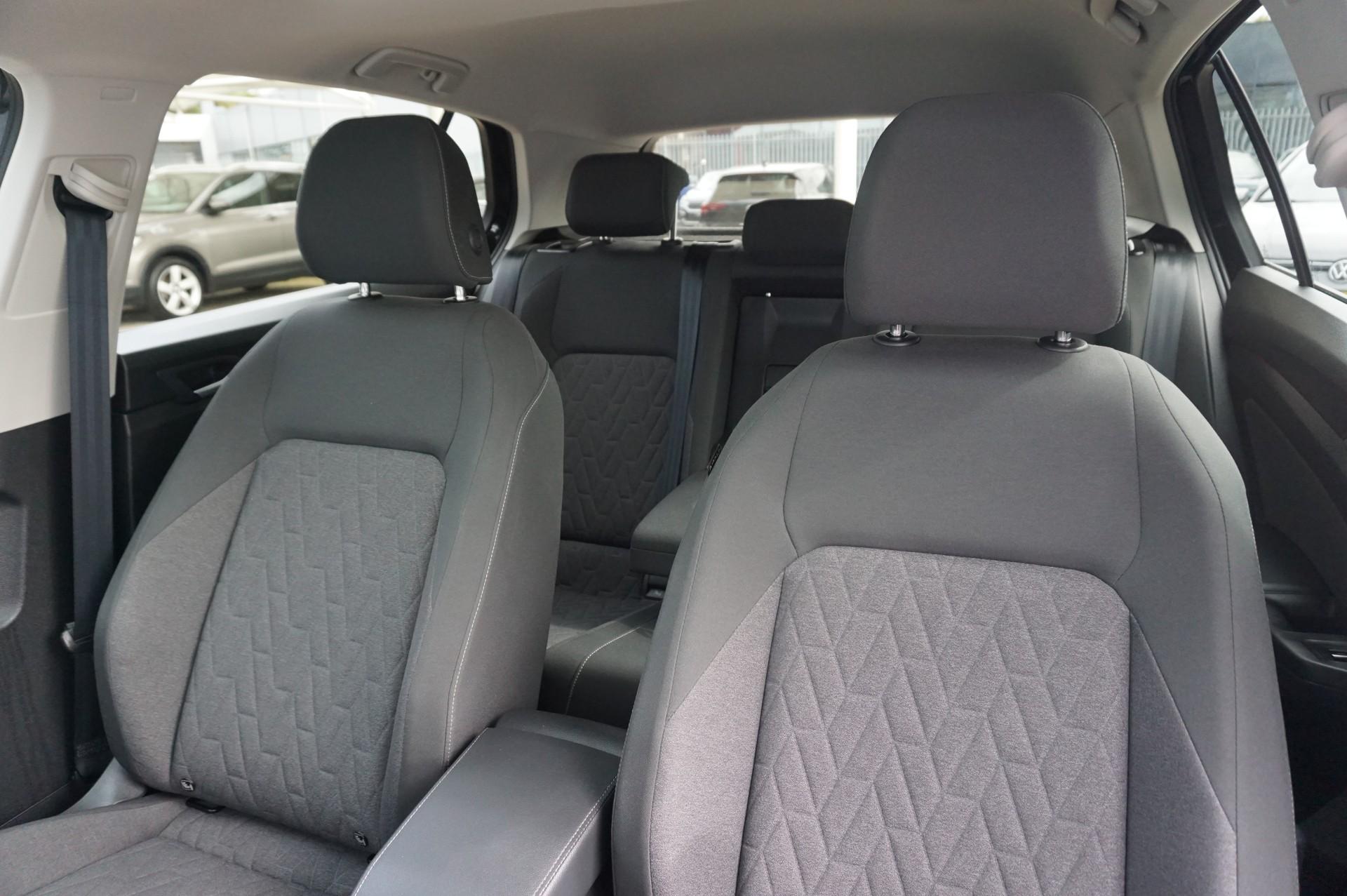 Volkswagen Golf 1.5 eHybrid 204pk Life Edition - Afbeelding 4