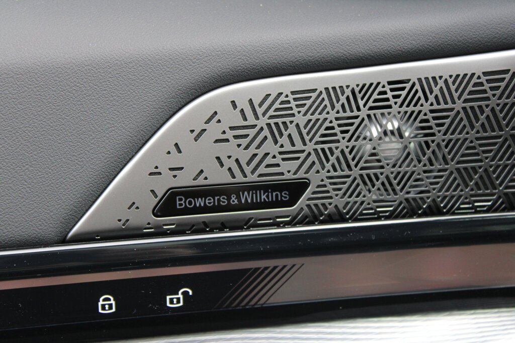 BMW i5 11