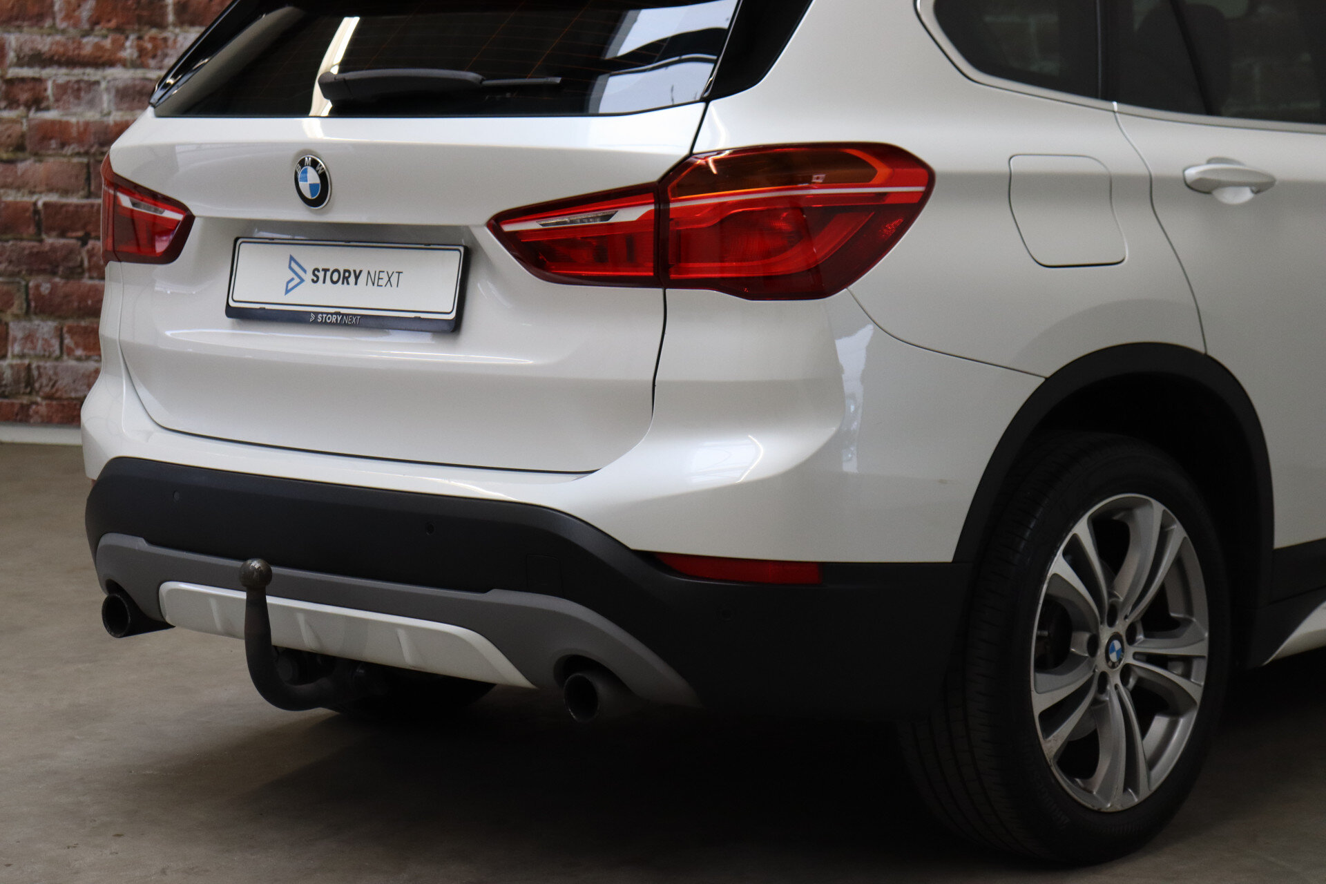 BMW X1 sDrive20i Executive Sport Line Automaat - Afbeelding 5