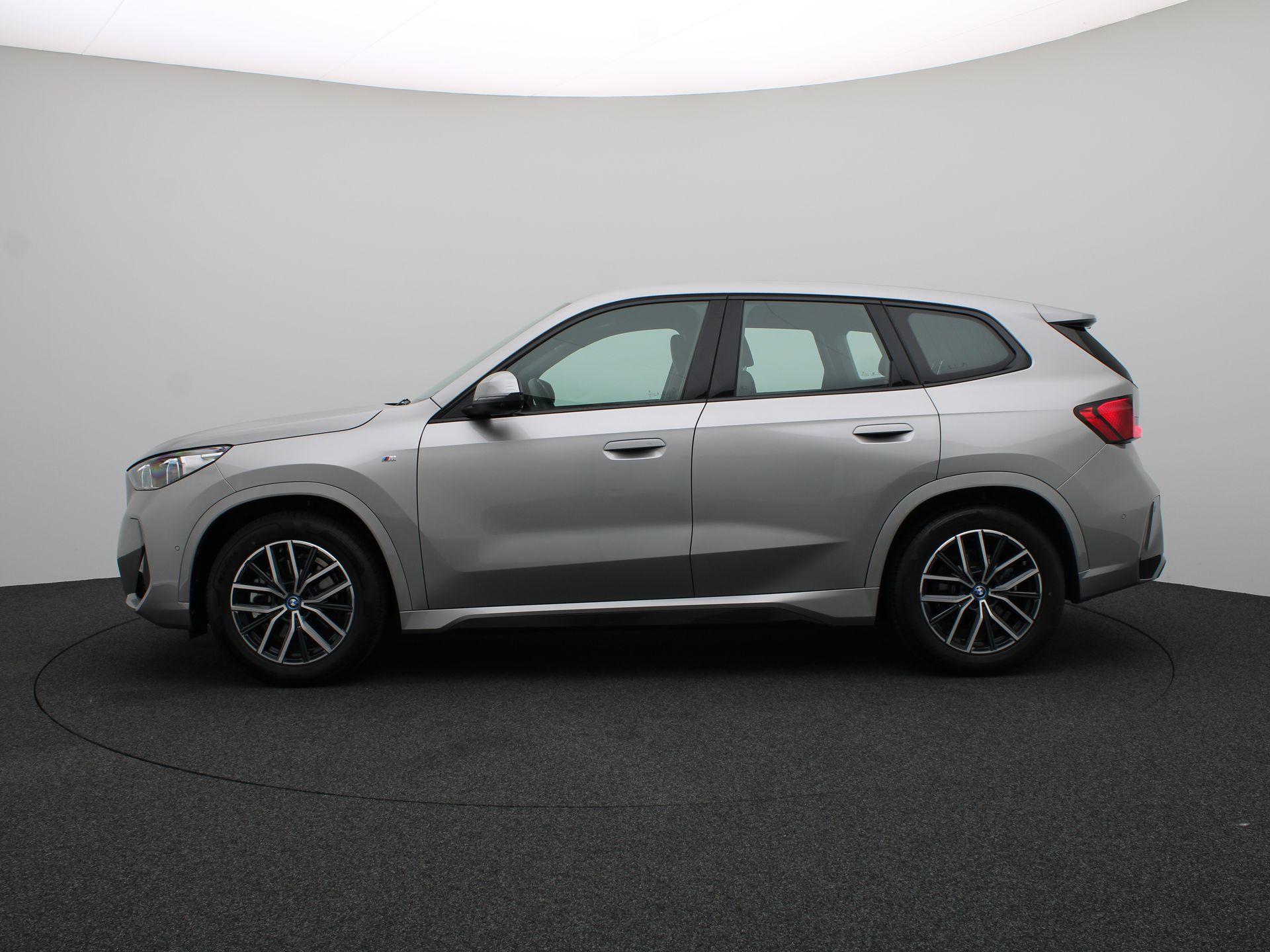 BMW iX1 xDrive30 - Afbeelding 4